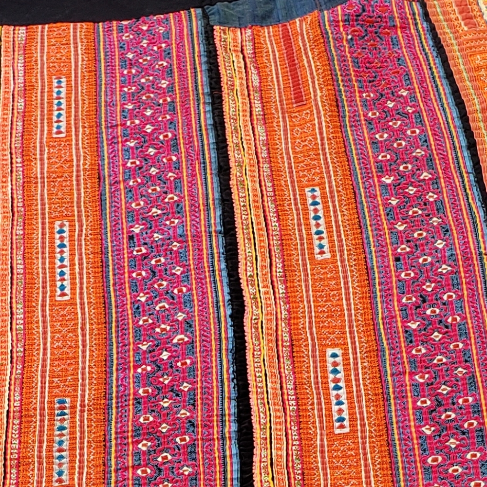 Vintage Blanket South East Asia Hand Embroidered Batik Textile Indigo Dyed 1970s - Picture 2 of 7